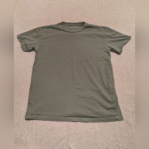 🎀$5 Men's Classic Olive Gray T-Shirt